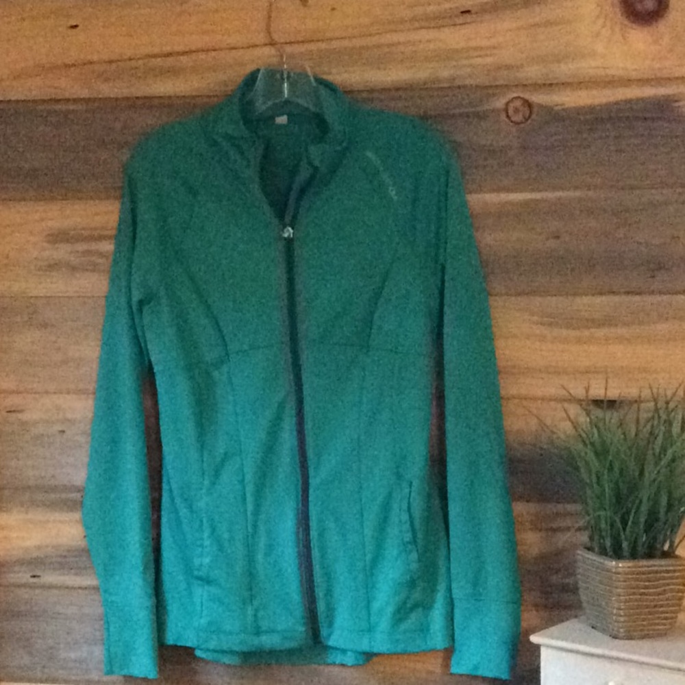 Woman’s Under Armour Jacket